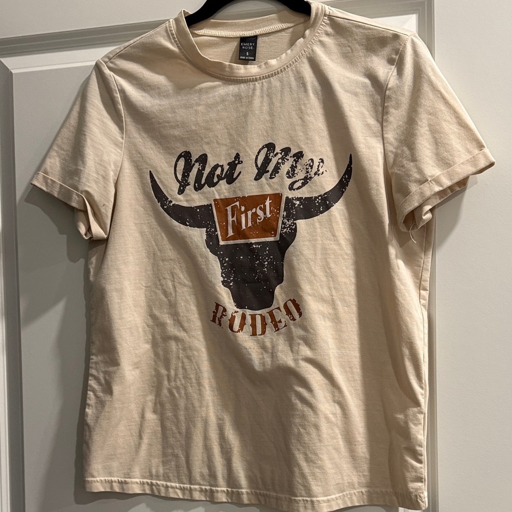 Emory Rose 'Not My First Rodeo' Cream Graphic Tee sz s